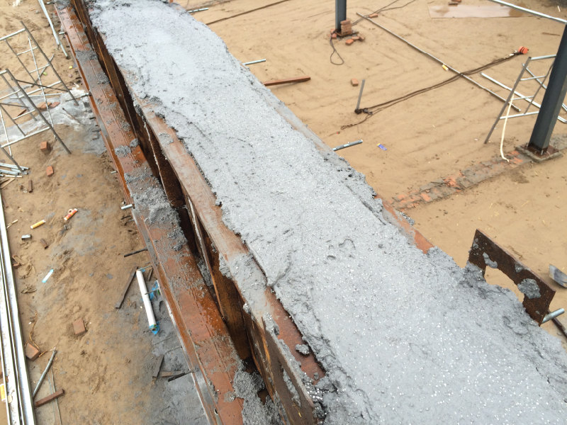 Foam concrete pouring walls without collapse